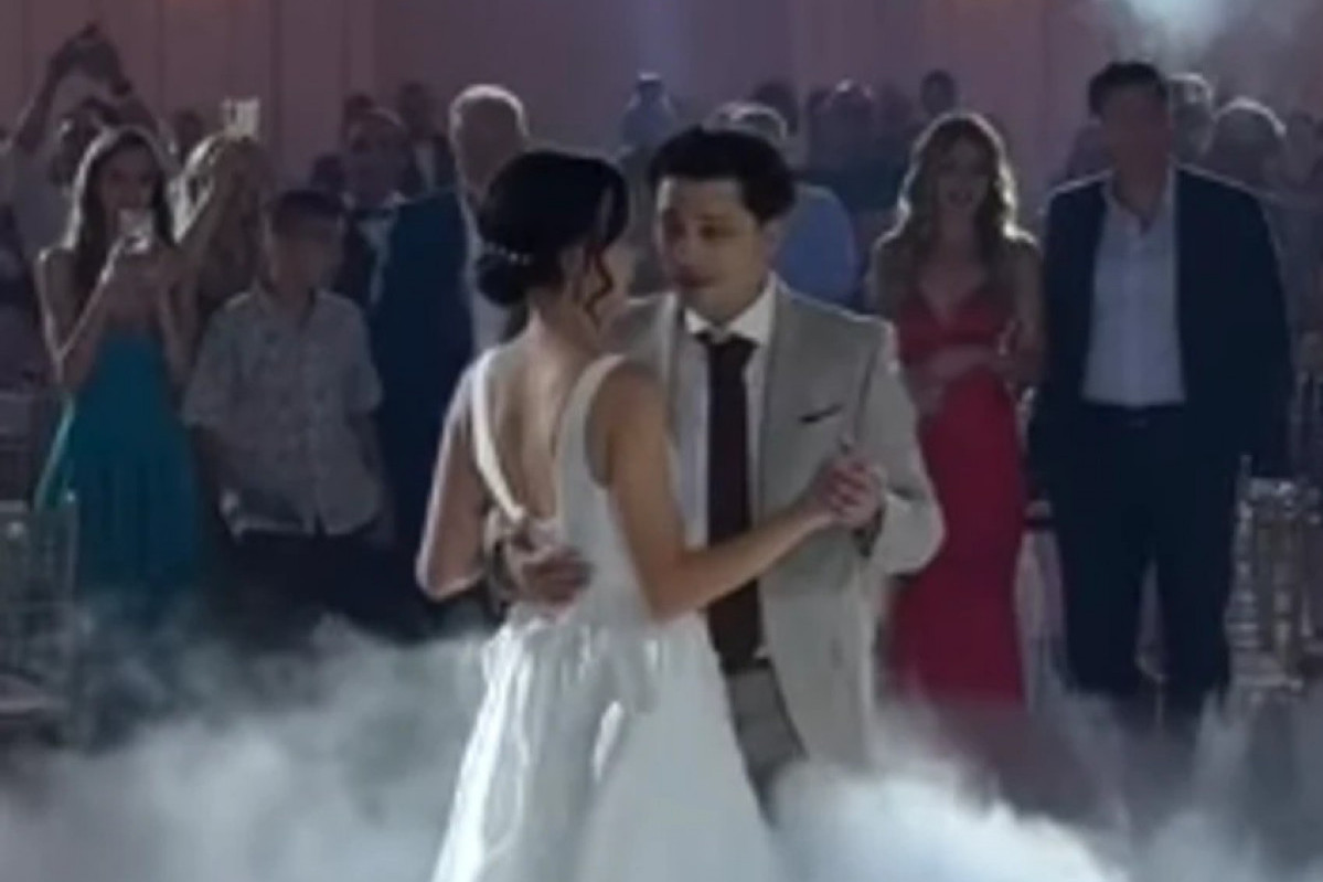 Oženio se Marko Janketić! Marija blistala u najlepšoj venčanici koju možete zamisliti FOTO