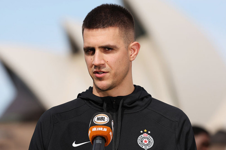 Vanja Marinković upisao fakultet, košarkaš sa indeksom u rukama, spreman za novo poglavlje