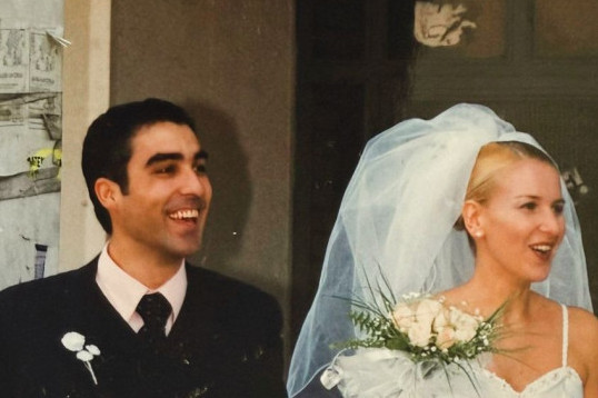 Čuva je i posle 25 godina braka: Venčanica Jelene Gajšek je san snova, toliko je uska da malo ko može da je obuče