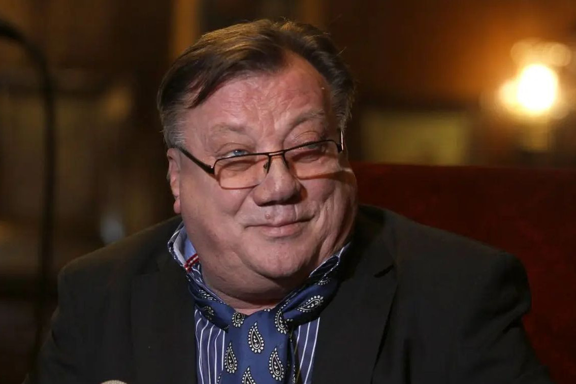 Uz ovu pesmu će sutra biti sahranjen Halid Bešlić