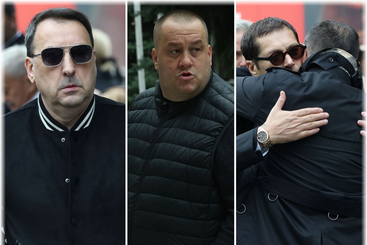 Komemoracija Halidu Bešliću: Sin i unuci nemi od bola, stolica sa Sejdinim imenom prazna, Jovana i Željko uplakani, Emina ne skida naočare