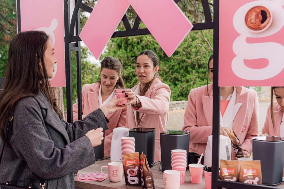 Ne gledaj u šolju, pregledaj se: Obeležen Međunarodni dan borbe protiv raka dojke