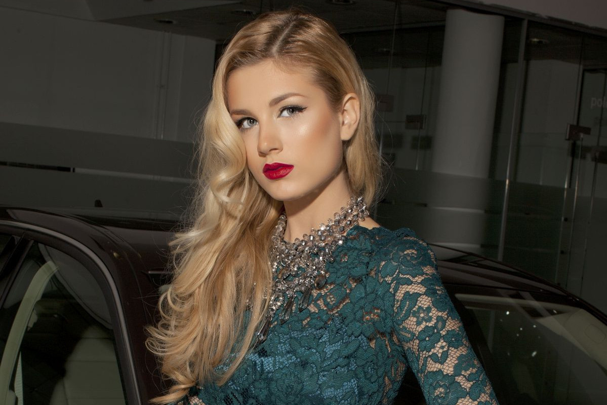 Da li ste znali da je ova univerzitetska profesorka mama Nevene Božović?