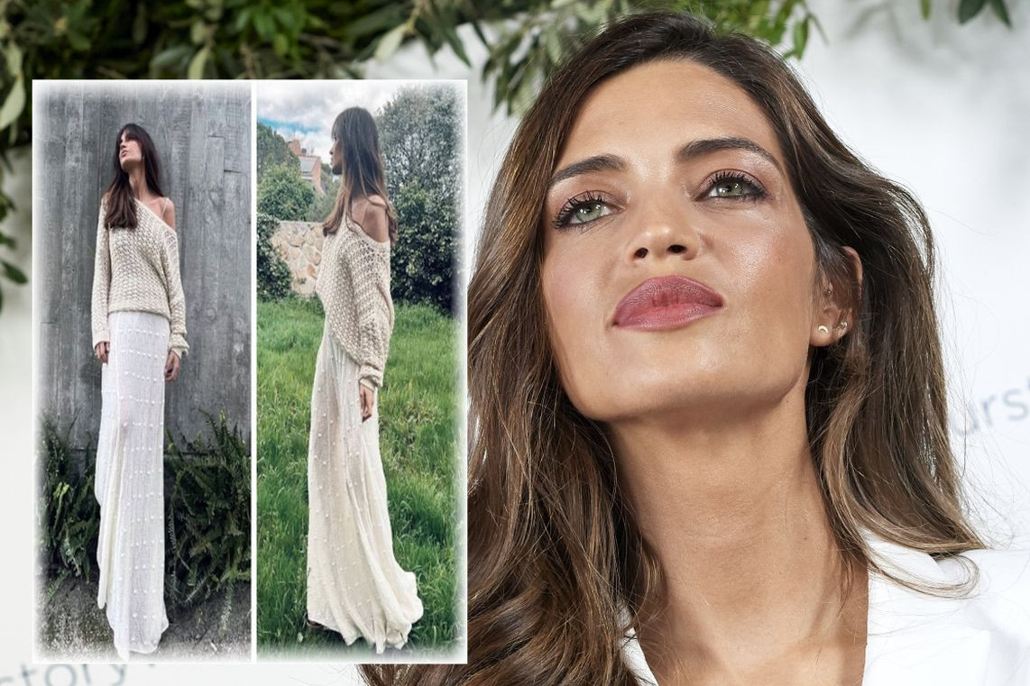 Stilski trik Sare Karbonero: Džemper će vaše omiljene letnje haljine pretvoriti u zimske suknje