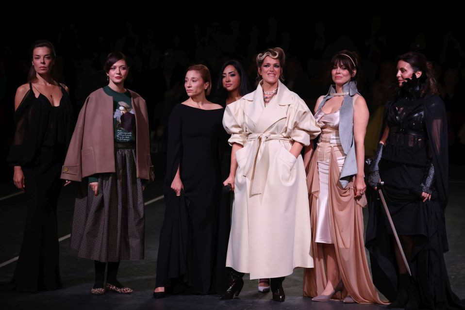 Katarina Radivojević, Nina Janković, Vanja Ejdus, Zejna... Spektakularnom revijom poznatih dama svečano otvoren 56. Perwoll Fashion Week