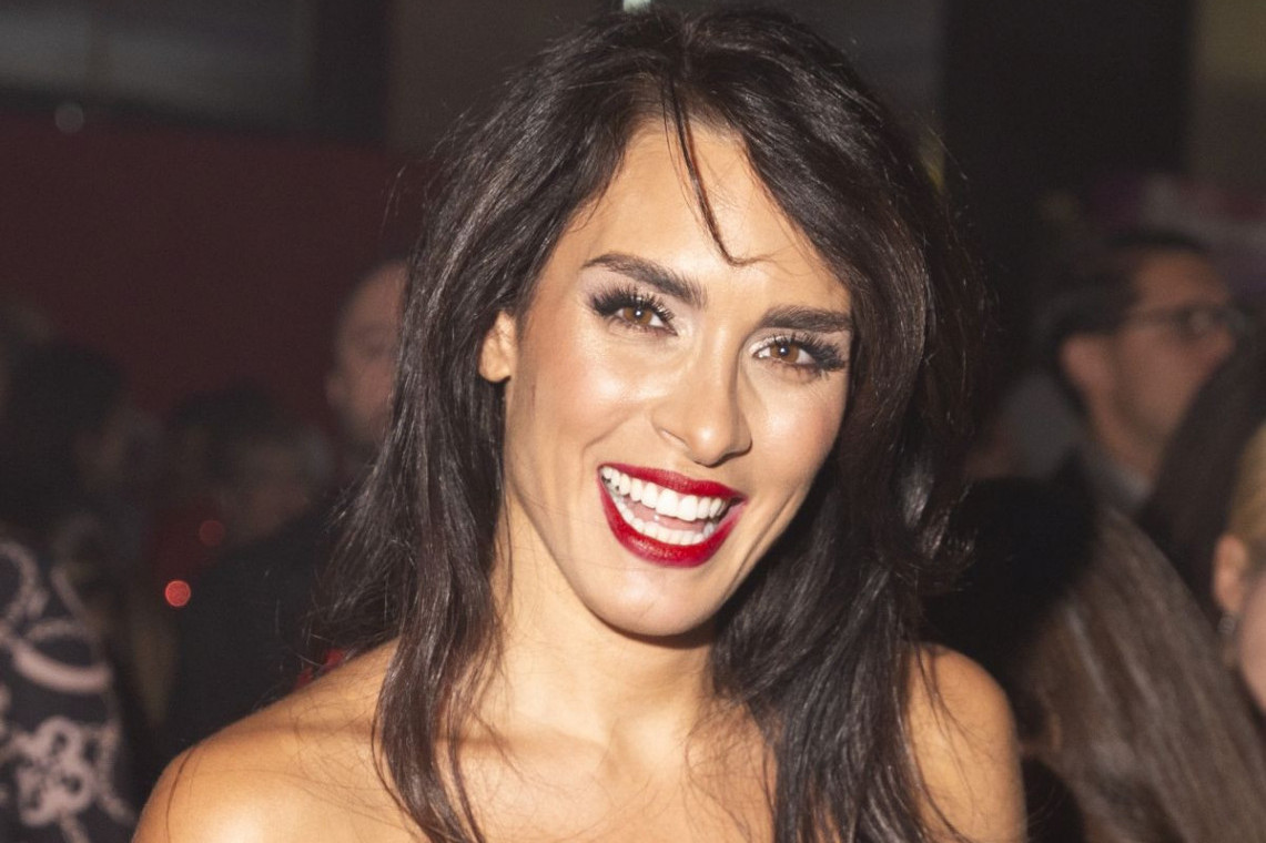 Ivana Korab za HELLO!: Pokazala sam sedu kosu i fleke na koži! Muž će tek sada da me zeza, niko ne može da me iskritikuje kao on