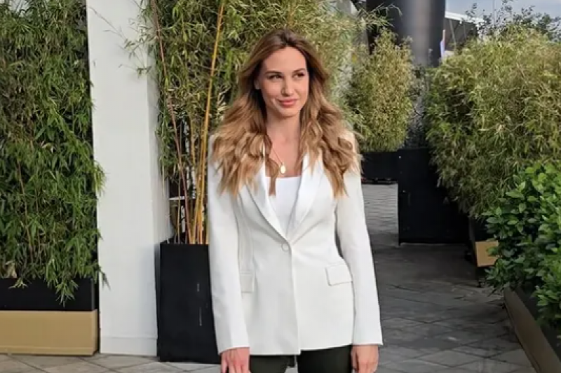 Gospođa Raco ima završena dva fakulteta, a u ovom sportu bila je višestruka prvakinja Srbije