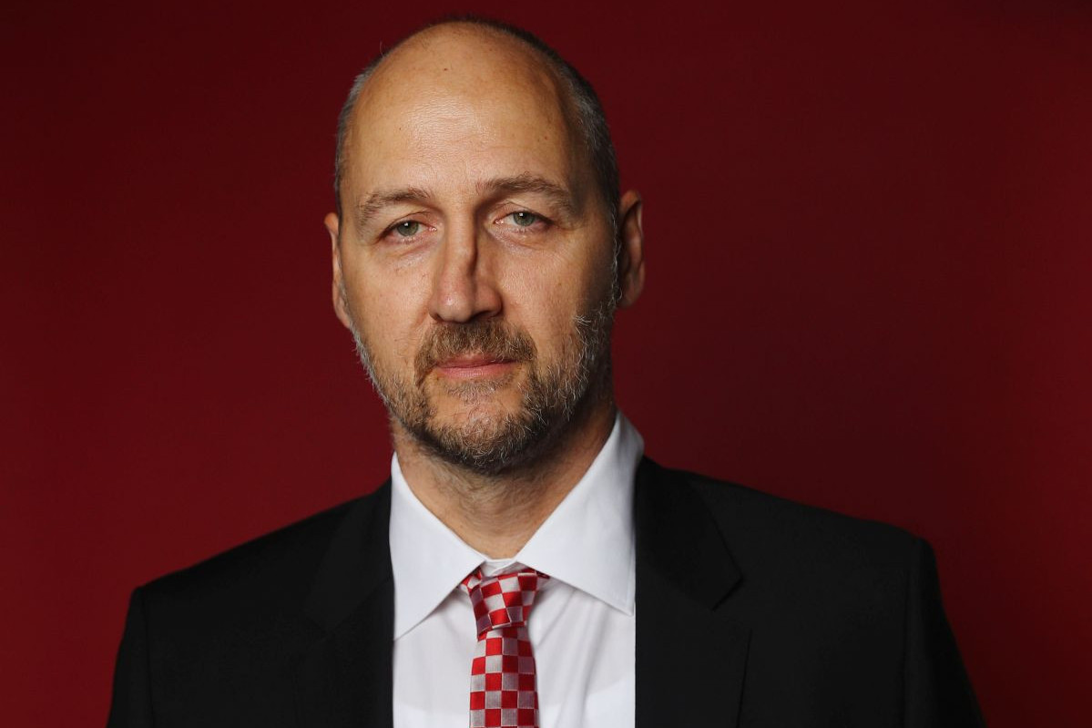 Dino Rađa ostavio suprugu i sina, oženio Viktoriju, pa taštino ime istetovirao na ruci: Samo me pukla ljubav