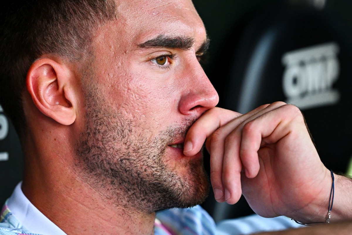 Dušan Vlahović mora na operaciju