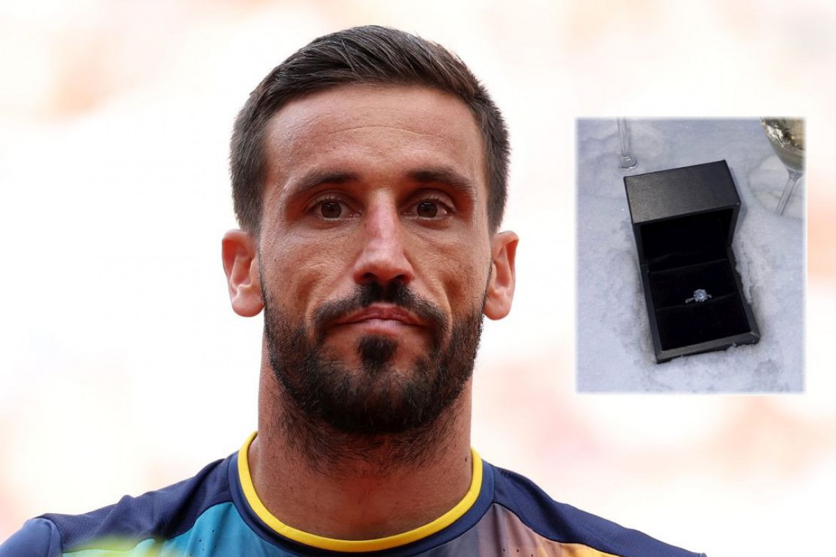 Ponovo pred matičarem: Damir Džumhur verio doktorku