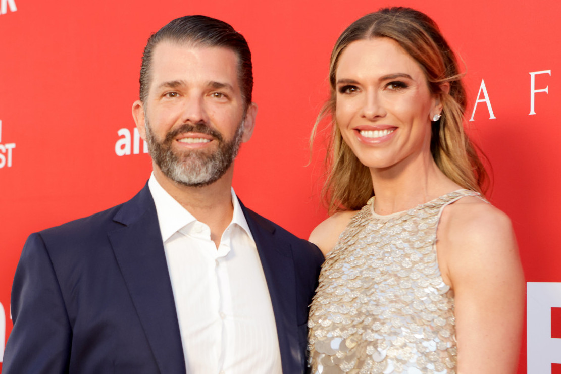 Već je porede sa Melanijom: Sin Donalda Trampa verio manekenku