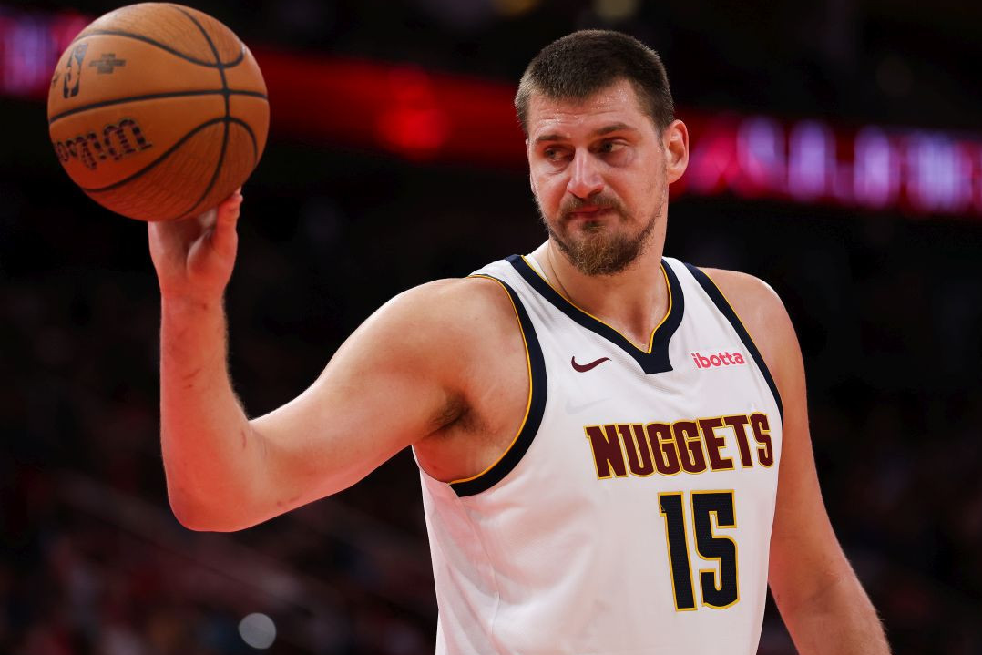 Nikola Jokić pokazao kako izgleda unutrašnjost njegovog Rols Rojsa!